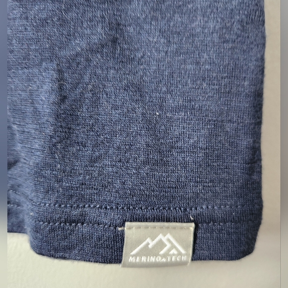 Merino Tech Wool Short Sleeve Shirt Navy Blue Women's Size Large NWOT - Picture 2 of 7